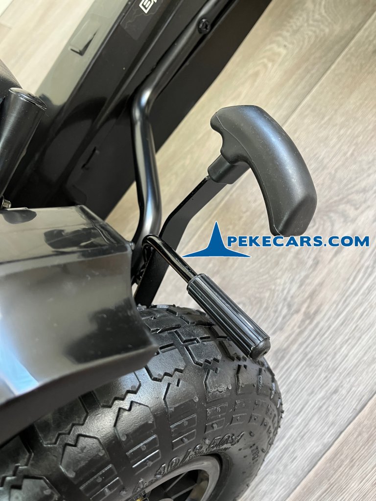 Kart a Pedales Hombre Murciélago Negro